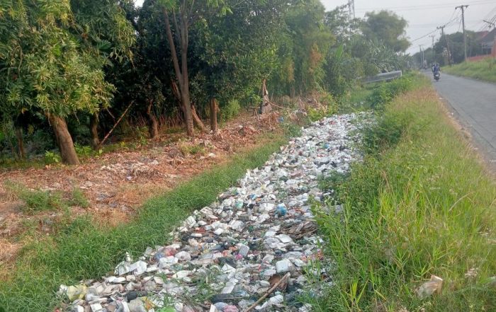FPRB Pasuruan Desak Pemda Atasi Masalah Sampah di Sungai Desa Legok Gempol