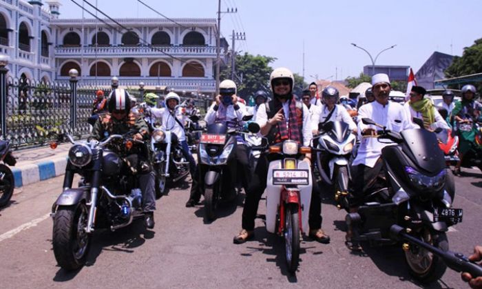 ​Pawai Motor Sarungan Warnai Peringatan Hari Santri Nasional di Kota Pasuruan