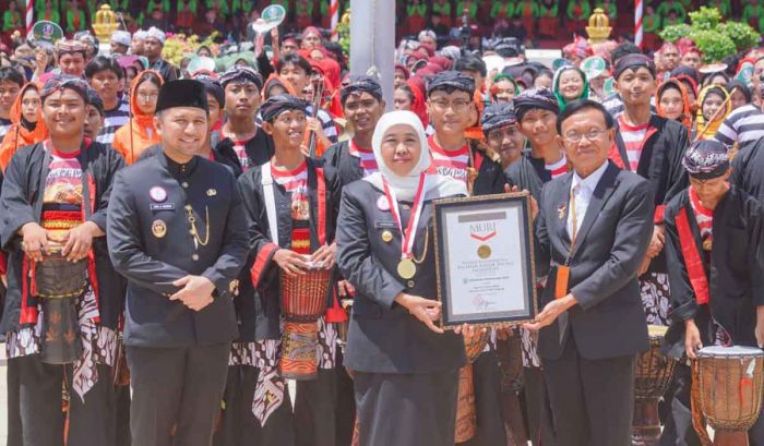 Jawa Timur Pecahkan 2 Rekor Muri di HUT ke-80, Simbol Semangat Generasi Emas