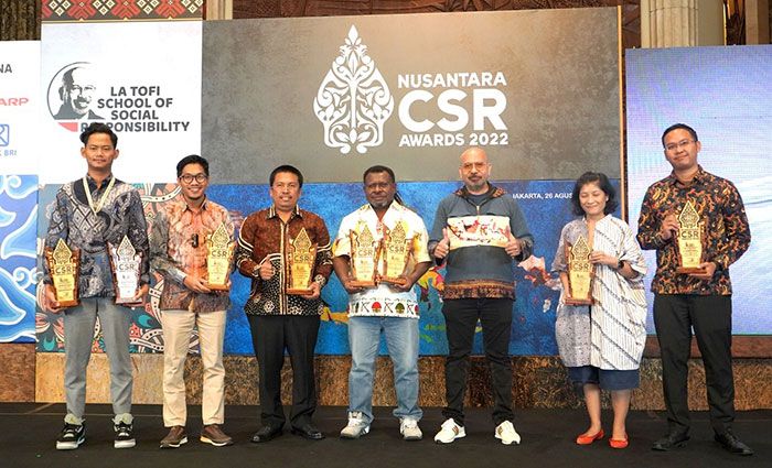 SIG Boyong Lima Penghargaan di Nusantara CSR Awards 2022