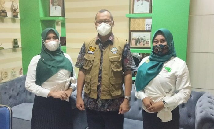 Tekan Laju Covid-19, HKTI Donasikan Ribuan Dosis Ivermectin ke Bangkalan