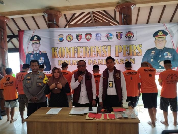 Polres Pamekasan Gelar Rilis 16 Pelaku yang Ditangkap atas Kasus Judi Online dan Konvensional