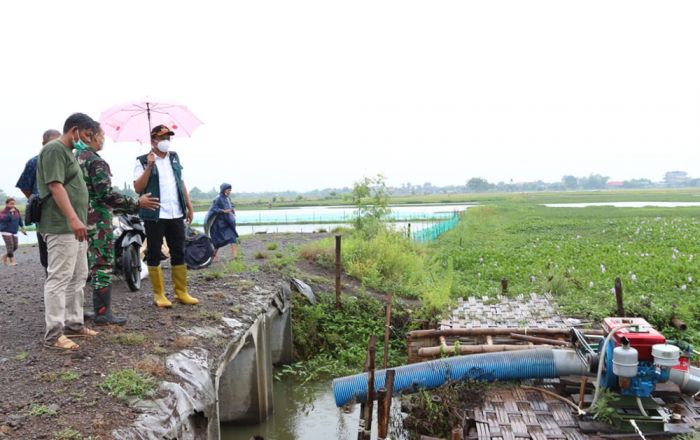 Keliling Desa Langganan Banjir di Tanggulangin, Gus Muhdlor Kebut Bangun 6 Kisdam