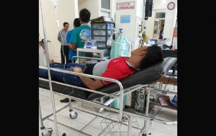 Cemburu Istri Bersama PIL, Pria Satu Anak di Situbondo Nekat Tenggak Racun Pestisida Cemburu Istri Bersama PIL, Pria Satu Anak di Situbondo Nekat Tenggak Racun Pestisida