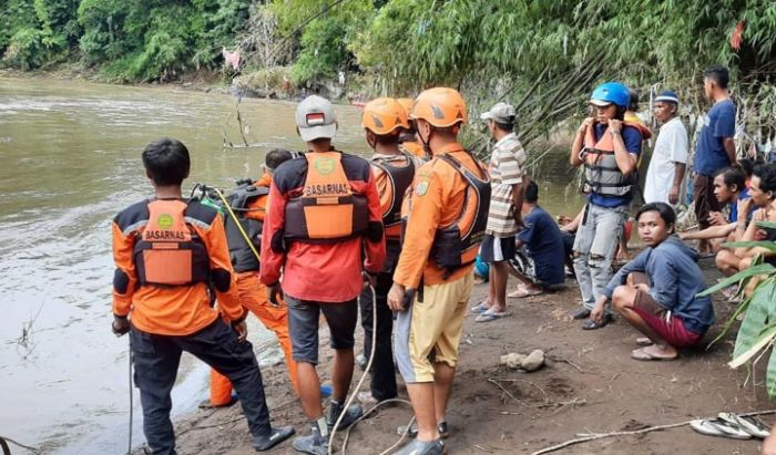 Berenang di Sungai Bedadung, Seorang Anak SD Hanyut Terbawa Arus