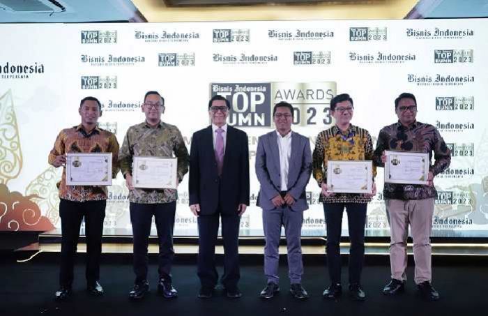 Petrokimia Gresik Raih Outstanding Achievement In Solvability Ratio-Cluster Non Infrastructure