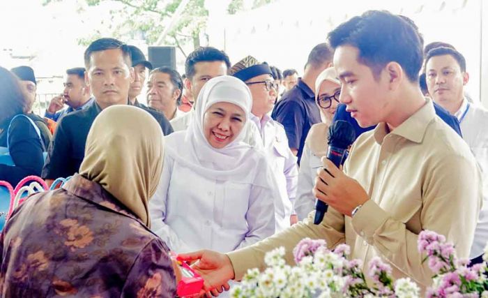 Wapres Gibran dan Gubernur Khofifah Apresiasi Peran PNM Mekaar di Banyuwangi Wapres Gibran dan Gubernur Khofifah Apresiasi Peran PNM Mekaar di Banyuwangi
