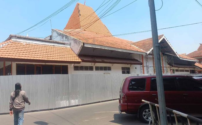 Progres Rehabilitasi Eks Gedung DPRD Kabupaten Mojokerto Capai 65 persen
