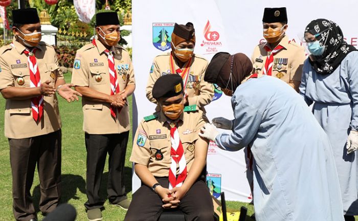 Peringati HUT Ke-60 Pramuka, Gubernur Khofifah Gelar Vaksinasi Serentak 60 Titik se-Jatim