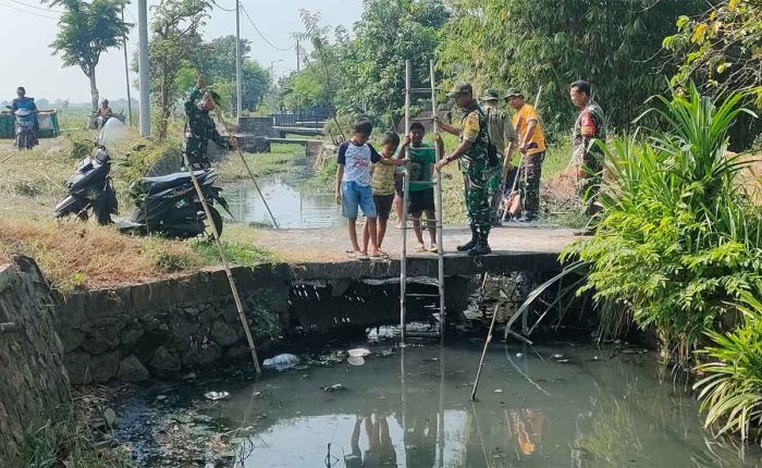 Satgas TMMD ke-120 Bangun Kesadaran Lingkungan ke Anak-anak