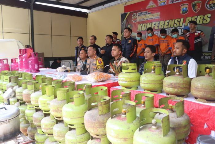 Polresta Sidoarjo Bongkar Dua Gudang Sindikat Pengoplos Isi Tabung LPG