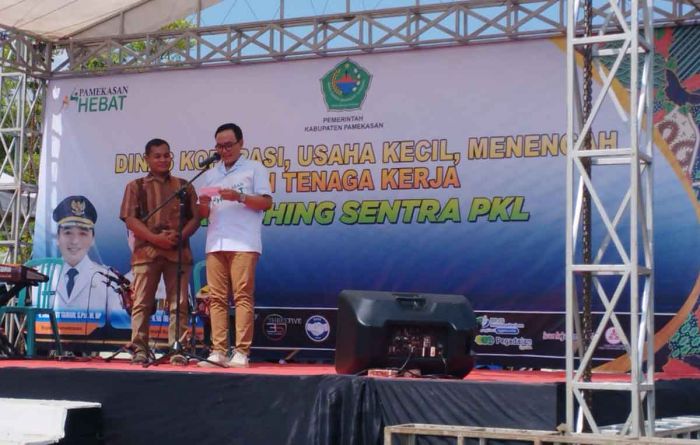 Bupati Pamekasan Launching Sentra PKL di Jalan Kesehatan