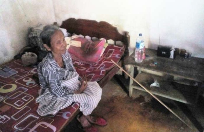 Kasihan, Nenek Sebatang Kara di Pogalan Trenggalek ini Tak Dapat Jatah Raskin dan KIS