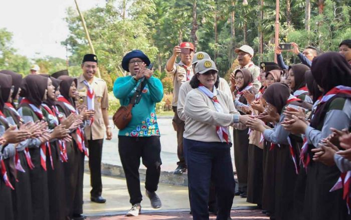 Zanariah Lepas Kontingen Kwarcab Gerakan Pramuka Kota Kediri Ikuti Raimuna Daerah Jawa Timur XIV