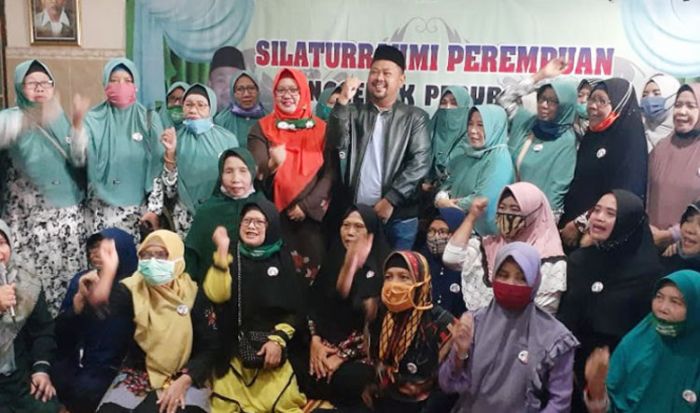 Dihadiri Ketua PDIP dan PAN, Emak-emak Menganti Deklarasi Dukung Pasangan Niat