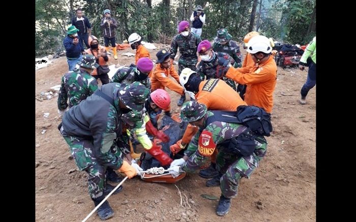 Maksimalkan Evakuasi, Pangkoarmada II Tambah Masa Tanggap Darurat Tambang Emas