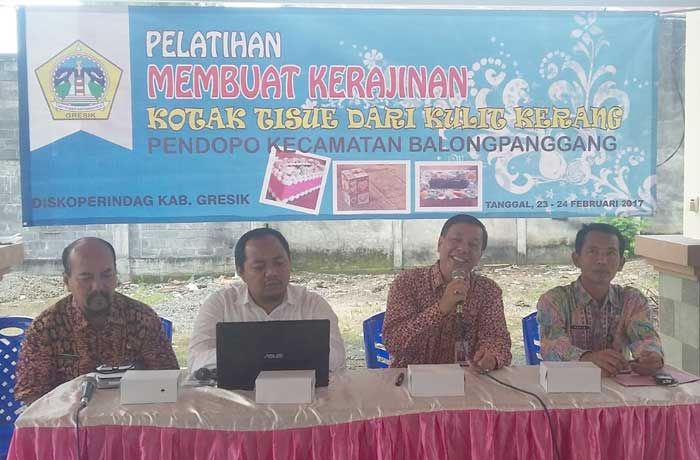 Giliran UMKM di Balongpanggang Dapat Pelatihan