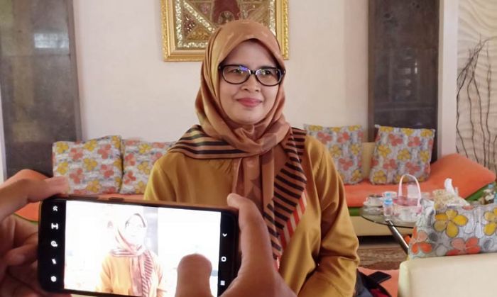 Baliho Bergambar Wanita Ini Bertebaran di Kabupaten Blitar, Calon Bupati?