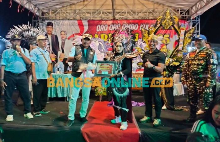 Semarak Carnival 2025 Oro-Oro Ombo Kulon Pasuruan, Tampilkan Kebersamaan dan Kreativitas Lokal