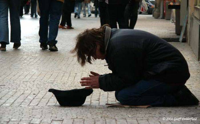 Jumlah Pengemis di Surabaya Membludak 