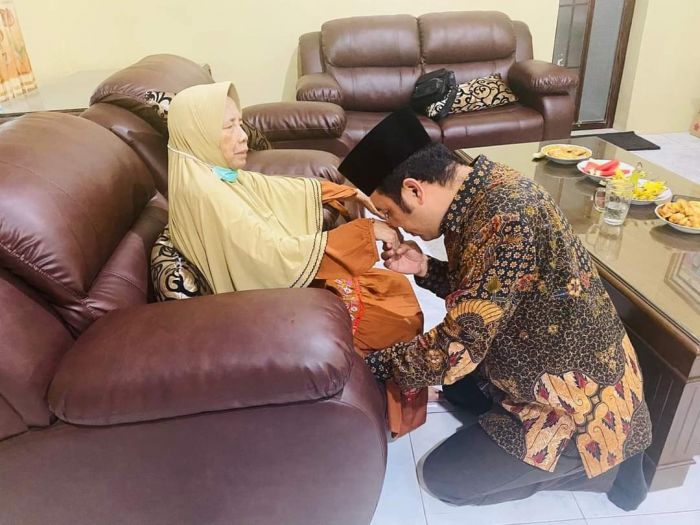 Bela Rizieq Shihab, Massa Geruduk Ibunda Mahfud MD di Pamekasan, Banser Siap Jaga 