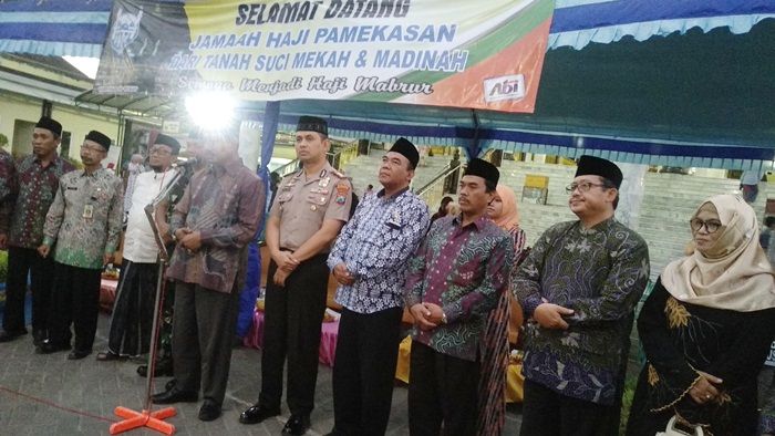 ​Kepulangan Jemaah Haji Kabupaten Pamekasan Disambut Pj Sekdakab