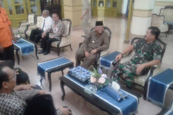 Kunjungi Pendopo Kabupaten Malang, Panglima TNI Cerita Masa-masa Muda