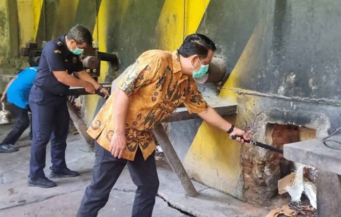 Bea Cukai Gresik Musnahkan 4,3 Juta Batang Rokok dan 836 Liter MME Ilegal Senilai Rp7,5 Miliar