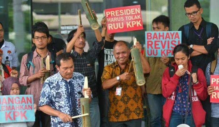 Jelang Pengesahan Revisi UU KPK, SBY Ajak Masyarakat Menolak