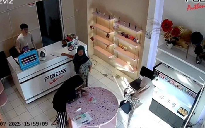 Viral! Emak-emak di Surabaya Patok Tarif Sumbangan Agustusan