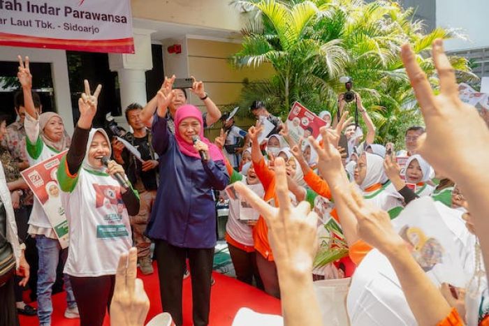 Direksi dan Karyawan Sekar Laut Sidoarjo Kompak Dukung Khofifah, Disebut Cagub Paling Ngayomi