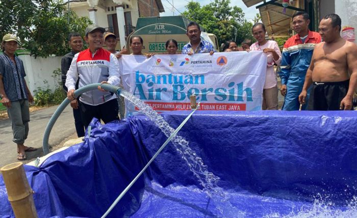 PHE TEJ Salurkan Ratusan Ribu Liter Air Bersih di Soko dan Rengel