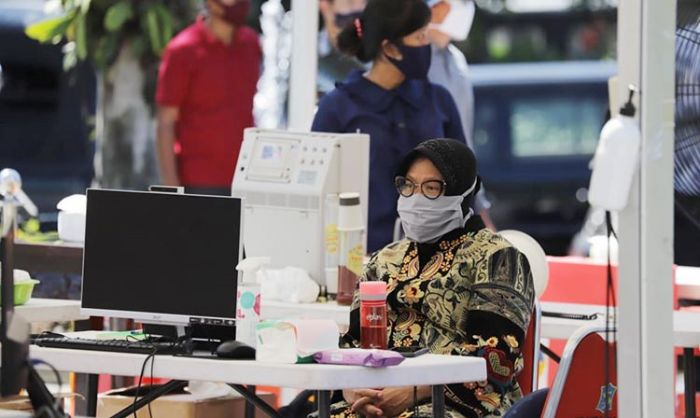 Gelar Rapat UCLG, Risma: Penanganan Pandemi Covid-19 antar Daerah Tak Sama