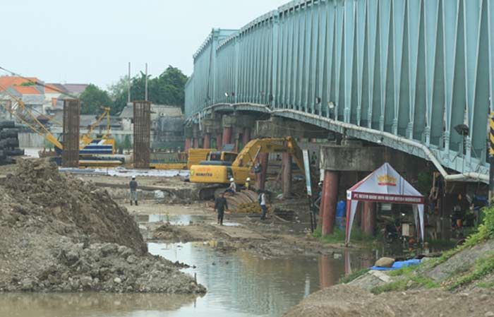 Tunggu Lelang Tahap Kedua, Pembangunan Jembatan Sembayat Mandek