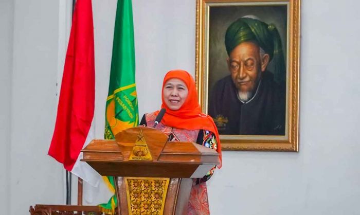 Khofifah Dukung KH M Yusuf Hasyim Sebagai Pahlawan Nasional