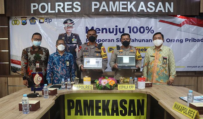 Bersama KPP Pratama Setempat, Polres Pamekasan Laporkan SPT Tahunan