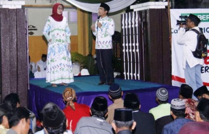 Deklarasi dan Resmikan Posko Pemenangan, Thoriq-Indah Siap Menangi Pilbup Lumajang