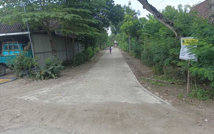 Gunakan Dana Desa Sebesar Rp181 Juta, Pemdes Gandul Perbaiki Akses Jalan Rusak