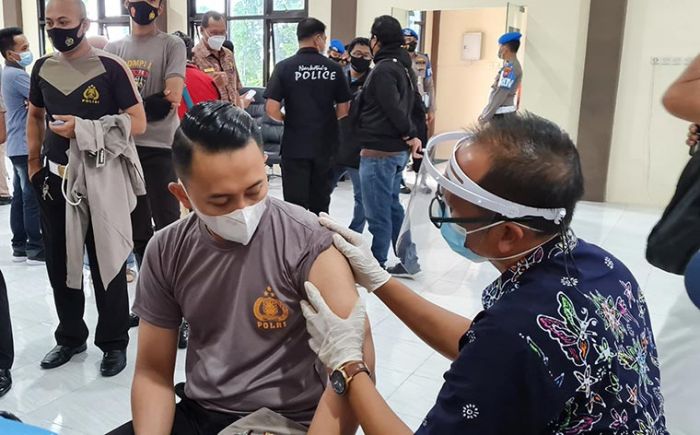631 Anggota Polres Bangkalan Disuntik Vaksin Covid-19