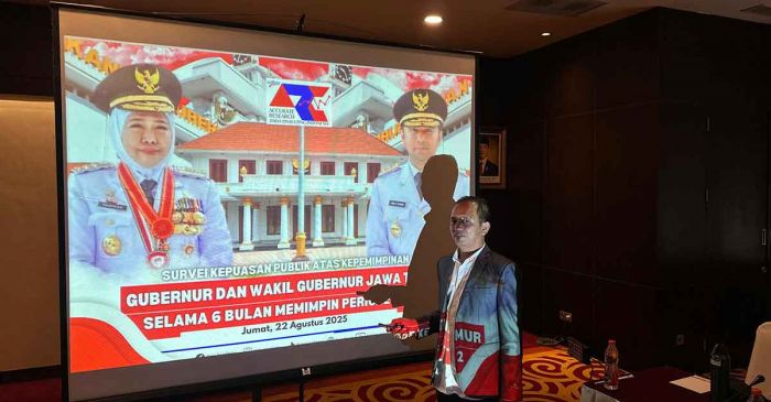 Kepuasan Warga ke Khofifah-Emil Naik, Pemutihan Pajak Jadi Faktor Utama