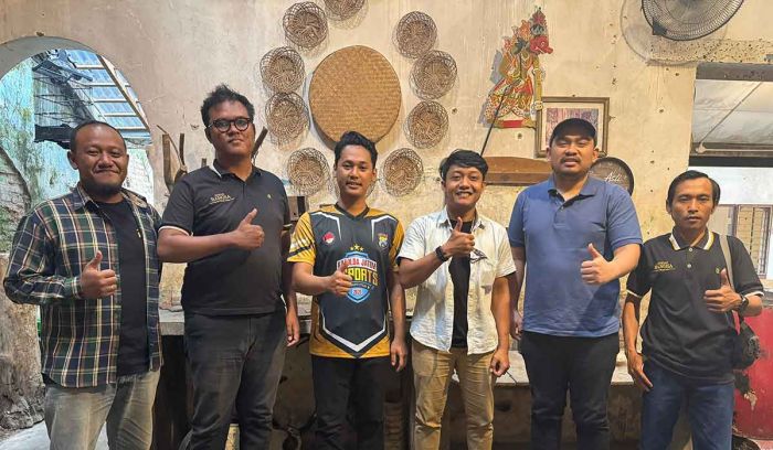 Anggota DPRD dan ESI Tulungagung Siap Dobrak Stigma Negatif, Lewat Turnamen MLBB Piala Rizki Sadig Anggota DPRD dan ESI Tulungagung Siap Dobrak Stigma Negatif, Lewat Turnamen MLBB Piala Rizki Sadig