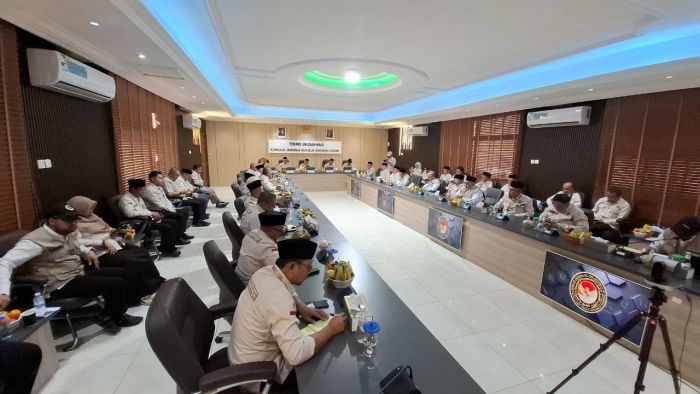 Exit Meeting Amirul Hajj, Menhaj Apresiasi dan Terima 10 Rekomendasi Perbaikan Penyelenggaraan Haji