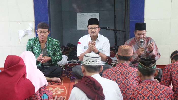 Jelang Debat, Gus Ipul Didoakan Anak Yatim