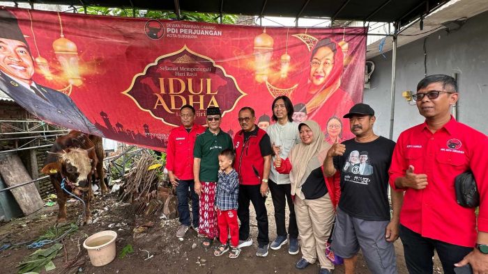 PDIP Surabaya Salurkan Hewan Kurban ke Majelis Taklim dan Kampung Kota