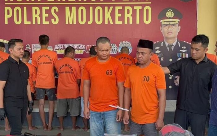 Satreskrim Polres Mojokerto Tangkap 2 Pelaku Residivis Kasus Pembobol Rumah Kosong Satreskrim Polres Mojokerto Tangkap 2 Pelaku Residivis Kasus Pembobol Rumah Kosong