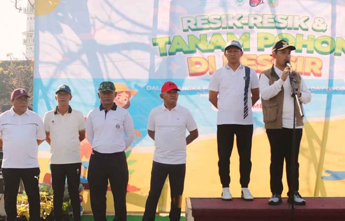 Peringati WCD 2025, Pemkot Pasuruan Gelar Resik-Resik Tanam Pohon di Pesisir Pelabuhan Peringati WCD 2025, Pemkot Pasuruan Gelar Resik-Resik Tanam Pohon di Pesisir Pelabuhan