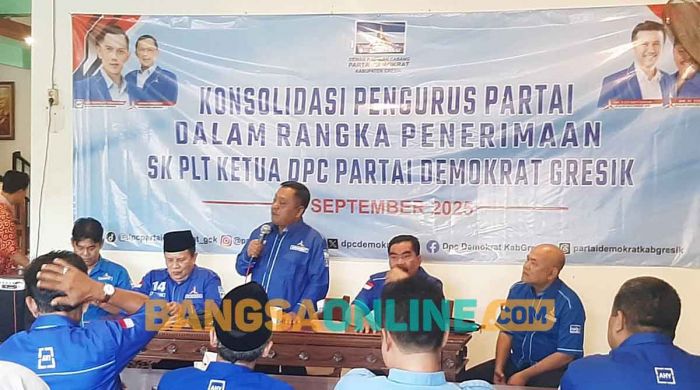 Jadi Plt Ketua DPC Demokrat Gresik, Samwil Luncurkan Rumah Aspirasi di 18 Kecamatan Jadi Plt Ketua DPC Demokrat Gresik, Samwil Luncurkan Rumah Aspirasi di 18 Kecamatan