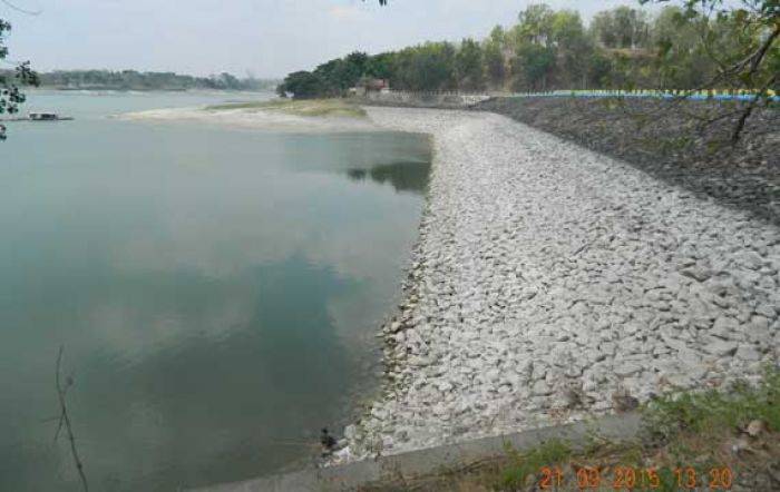 Air di Bendungan Pondok Ngawi Susut