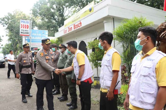 Lakukan Supervisi di Pospam Terpadu, Kapolres Ngawi Berikan Arahan dan Motivasi Kepada Personel