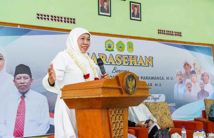 Sarasehan HSN 2024 di PP Nurul Wafa Situbondo, Khofifah Beberkan Kesuksesan Program OPOP